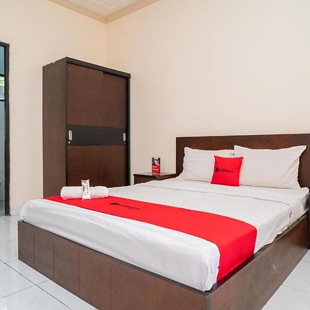 Reddoorz @ Wisma Pangrango Паланкарая Экстерьер фото